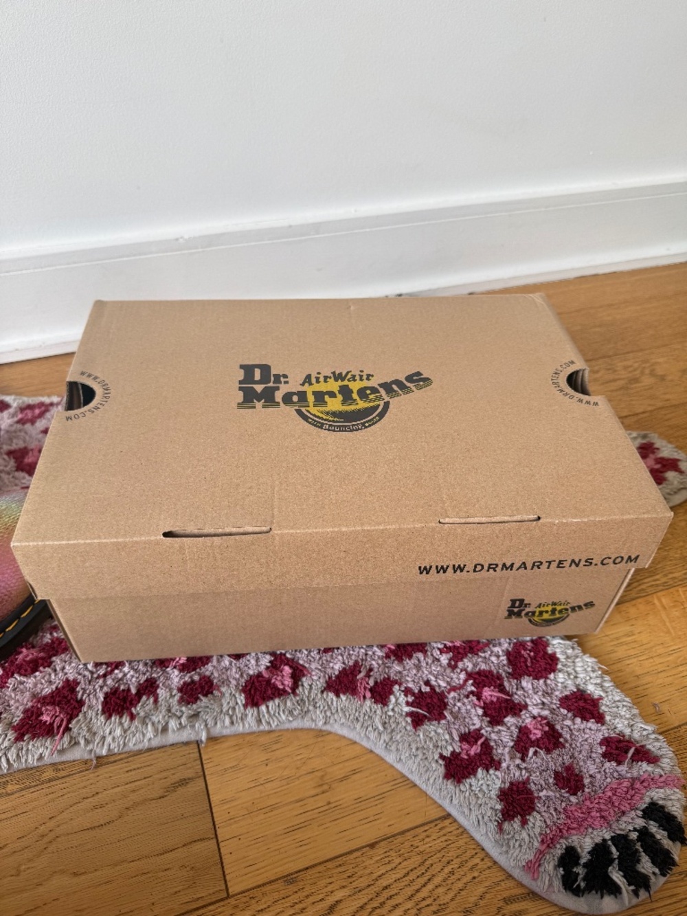 RARE Dr. Martens 1460 Pascal Pink Iridescent Pink Mermaid Boots, NIB, US Size 6 - Picture 9 of 9